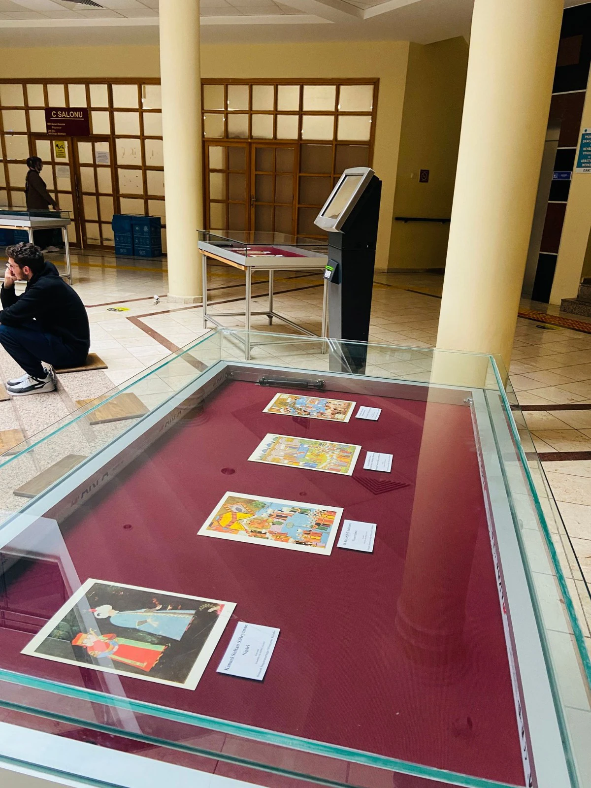  “Osmanlı Döneminde Minyatür” Sergisi, Kütüphanemizde Ziyaretçilerini Bekliyor